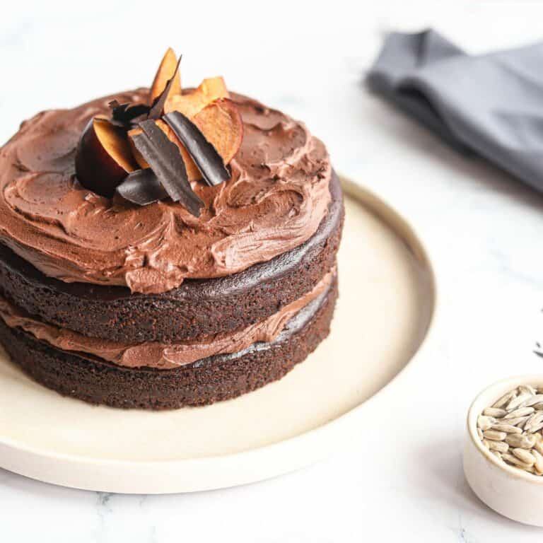 The Best Gluten Free, Diary Free & Vegan Chocolate Cake Recipe