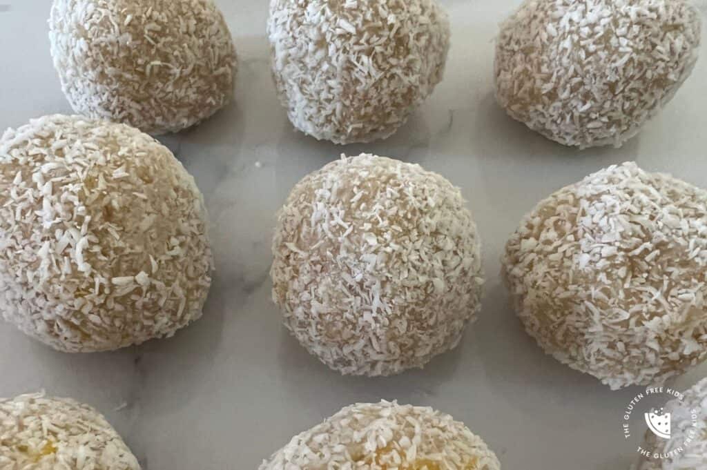 Easy lemon coconut bliss balls