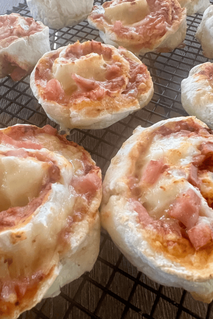 Delicious 2 ingredient pizza dough scrolls