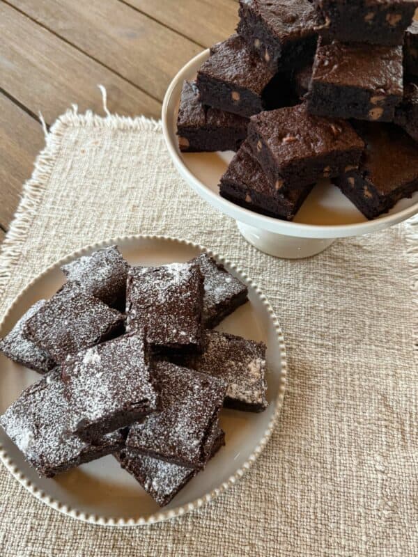 Gluten-Free Flourless Brownies (with Almond Flour)