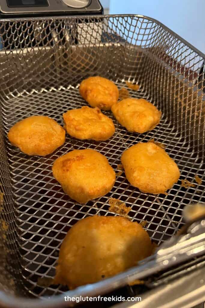 gluten free chicken nuggets in deep fryer