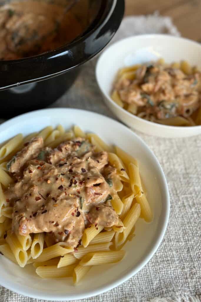 close up image of Marry Me Chicken Slow Cooker