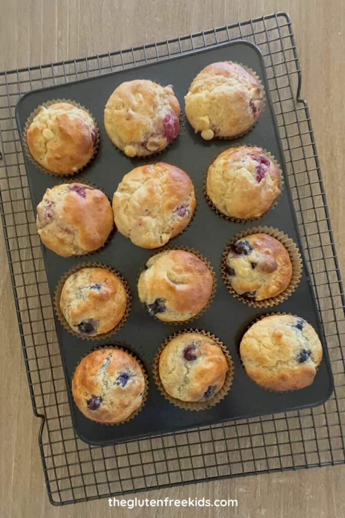 cool gluten free muffins in tin for 5 minutes