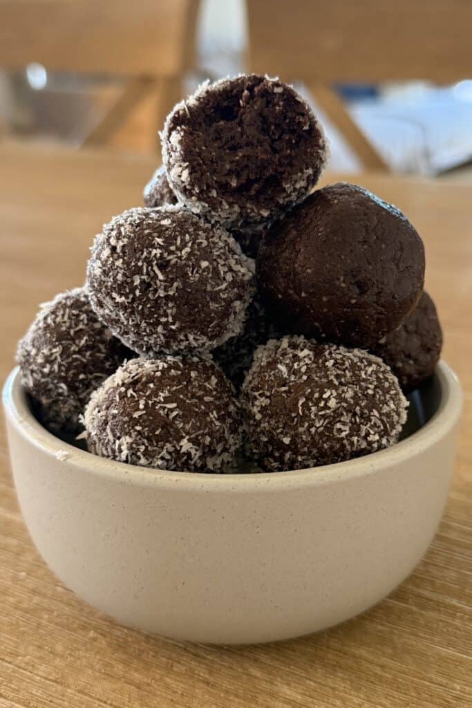 Chocolate Protein Balls Gluten-Free